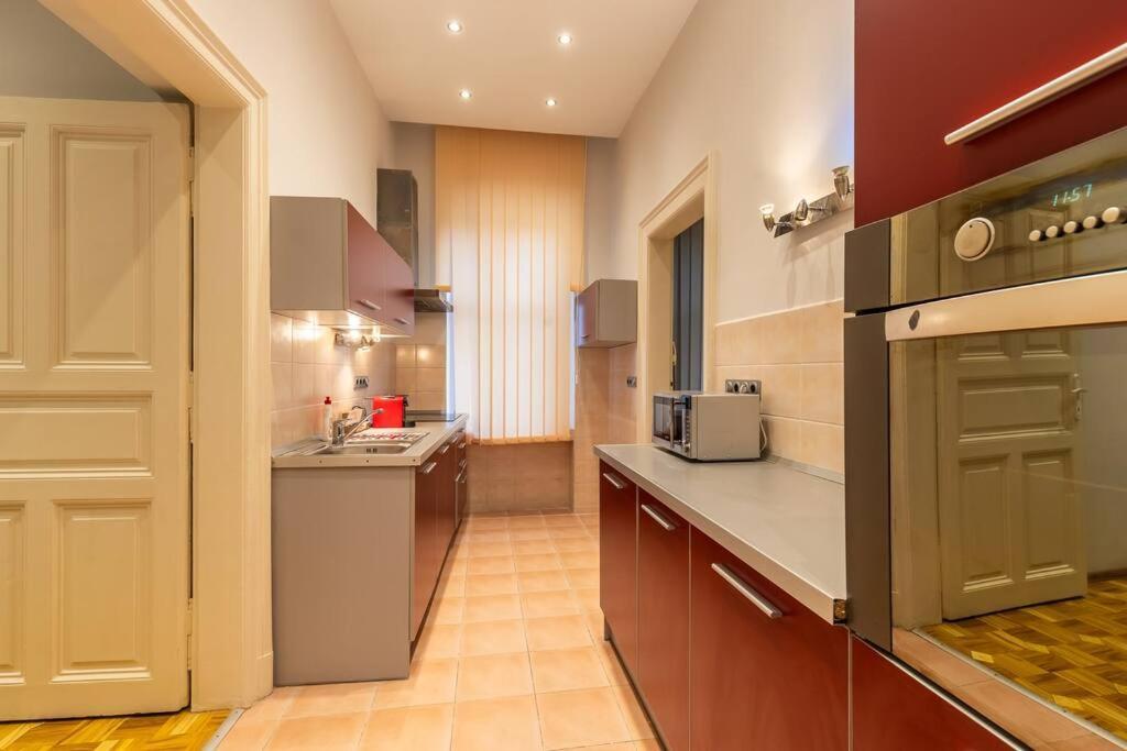 Bold Base Apartment Budapest Eksteriør billede
