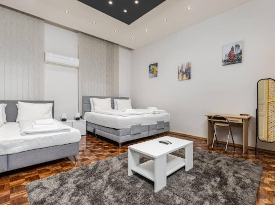 Bold Base Apartment Budapest Eksteriør billede