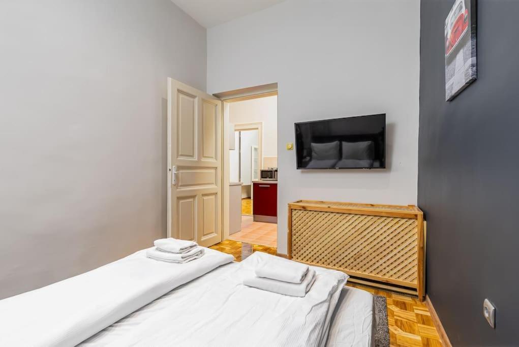 Bold Base Apartment Budapest Eksteriør billede