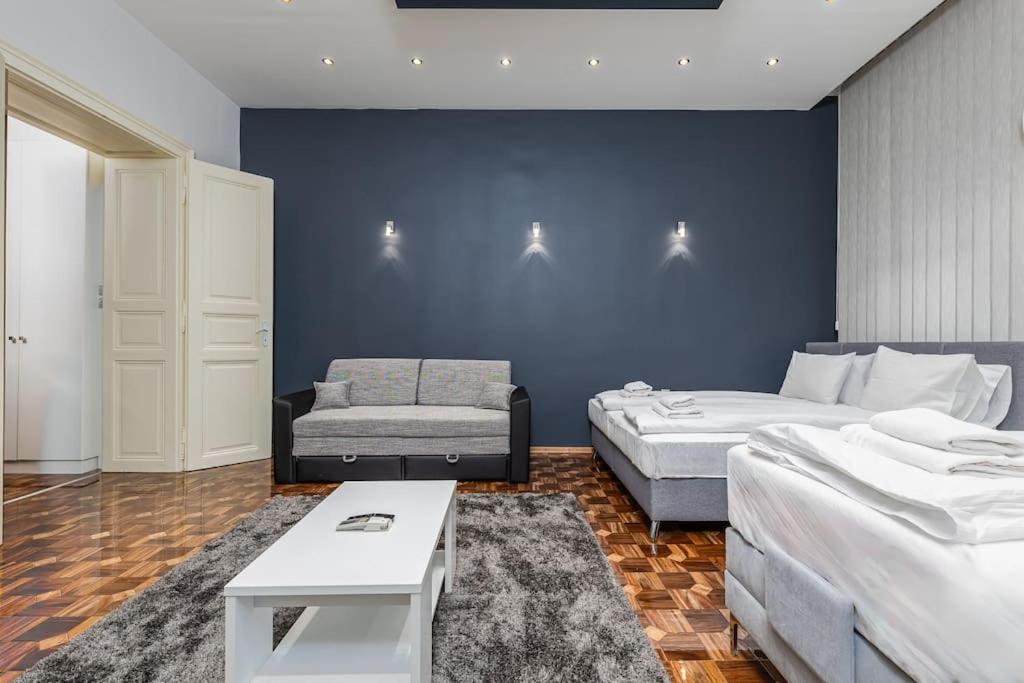 Bold Base Apartment Budapest Eksteriør billede